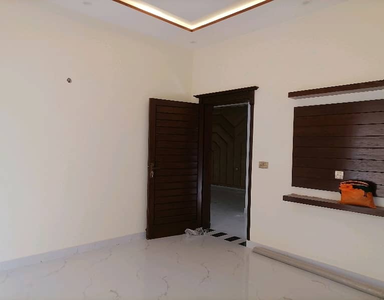 Stunning House Is Available For Sale In Johar Town Phase 2 - Block H3 9