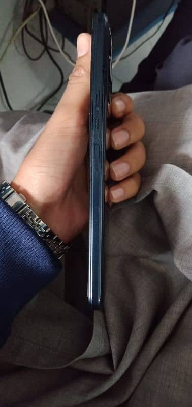 tecno camon 18t 3