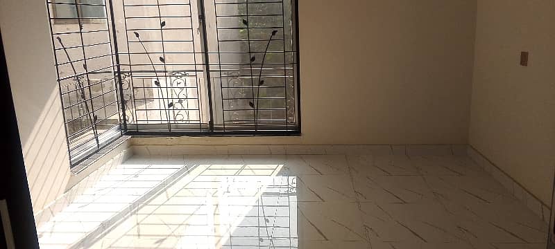 Brand New 5 Marla full house for rent available with gas near DHA M block 10