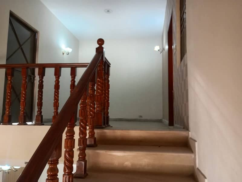 8 Marla Corner Single Story House Available For Sale In Johar Town Near LDA Office 10