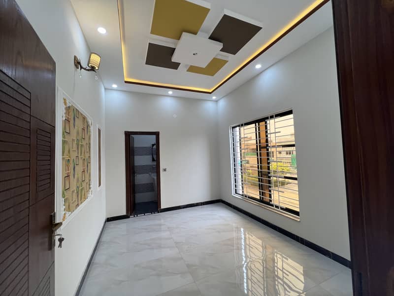 10 Marla Brand New Luxurious House For Sale Mustafa Town Lahore Near Karim Block Market 17