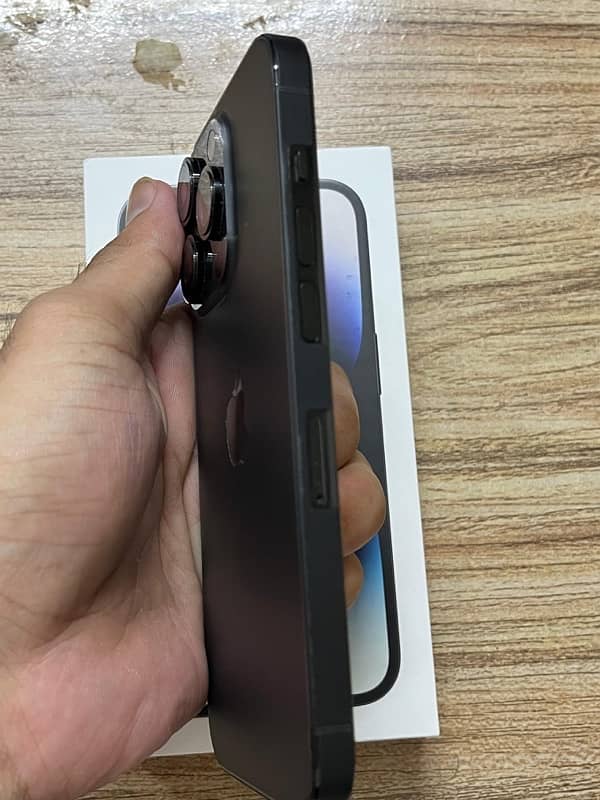 Iphone 14 pro 256 GB with Box Black dual sim PTA Approved 3