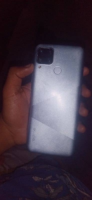 I'm selling Realme C15 3