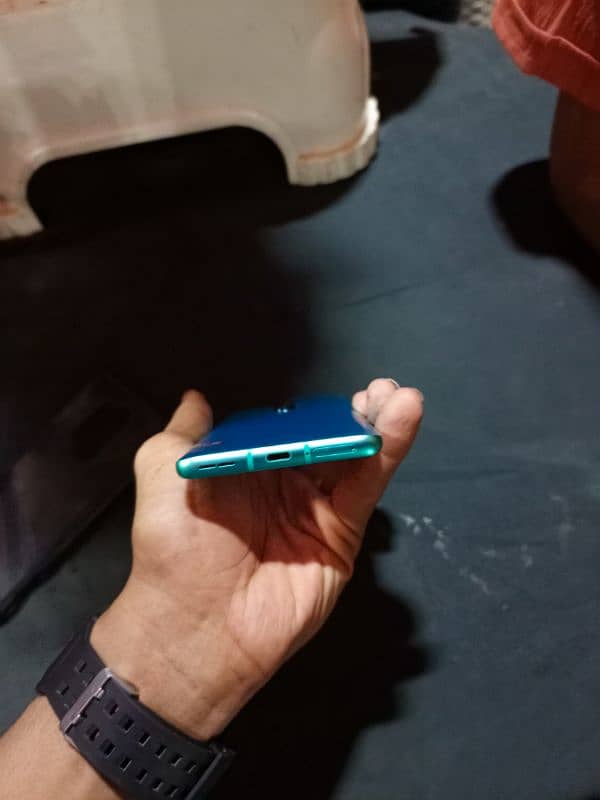 one plus 8pro 1