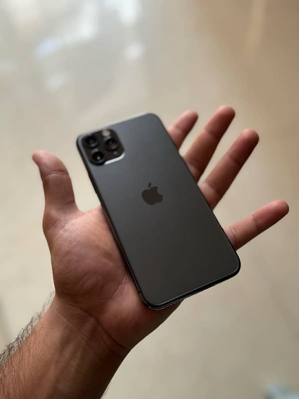 Iphone 11 pro 256gb Pta approved 1