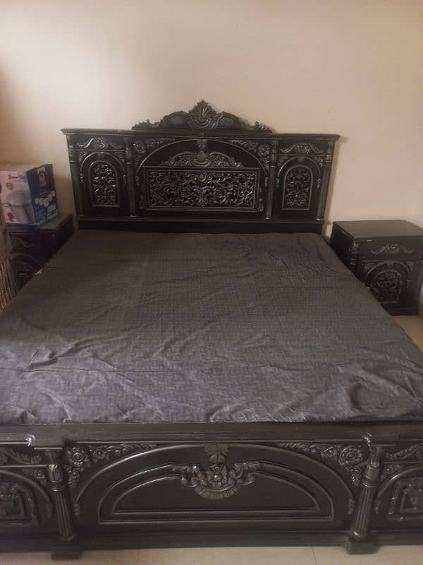 wooden bed king size 1