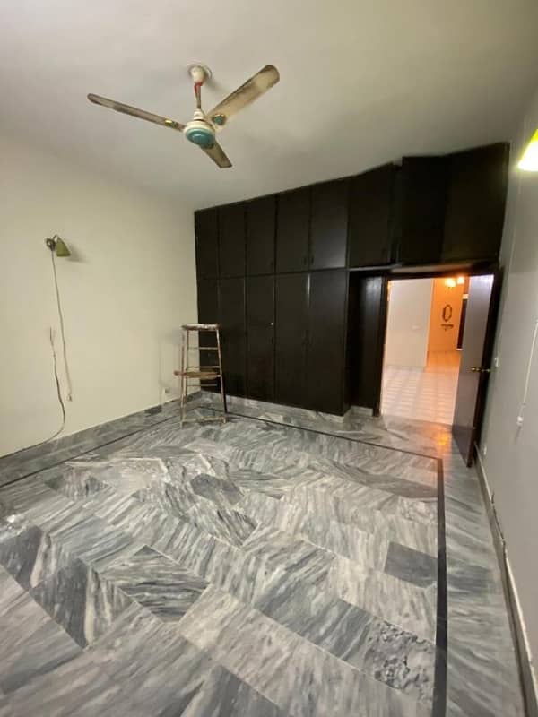 defence raya 12 Marla Beautiful Upper Portion For Rent In Johar Town 2