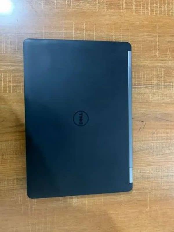 Dell latitude e5270 i5 6th Gen 3