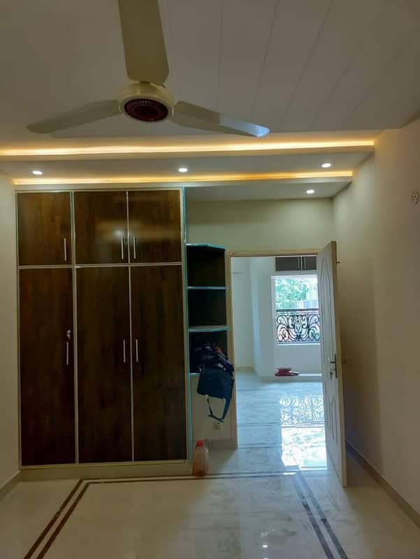 650 sqft brand new flat for sale in johar town 0