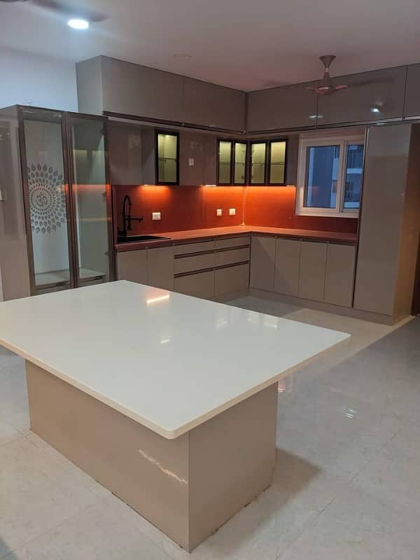 1200 sqft beautiful flat for sale in johar town 0