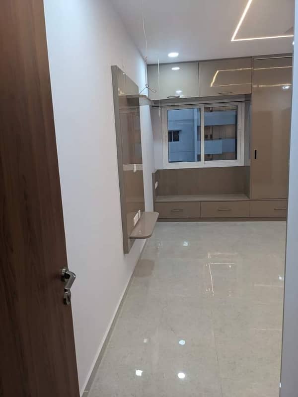 1200 sqft beautiful flat for sale in johar town 2