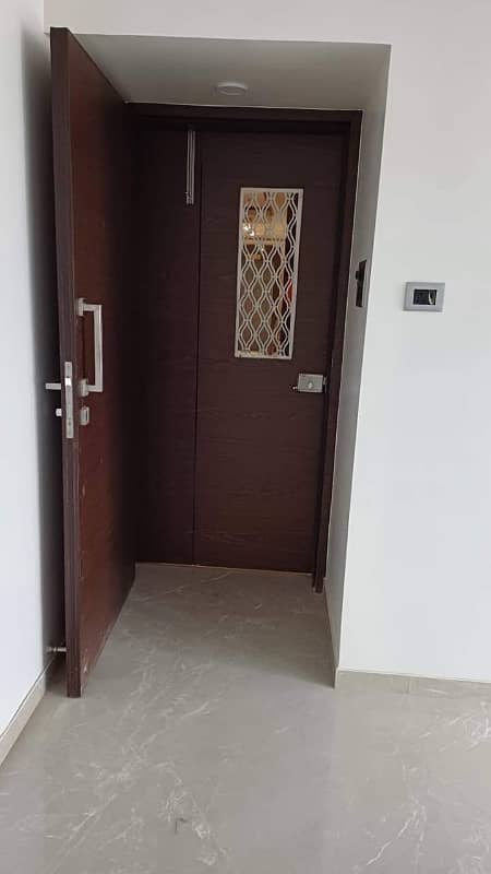 1200 sqft beautiful flat for sale in johar town 10