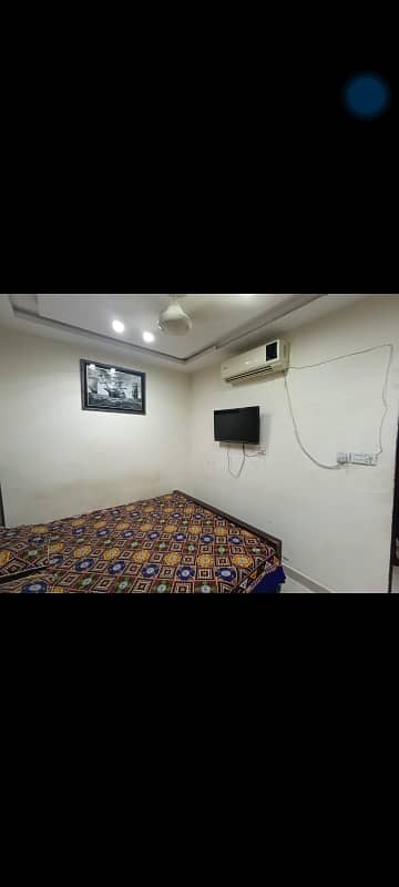 350 sqft beautiful flat for sale in johar town 2