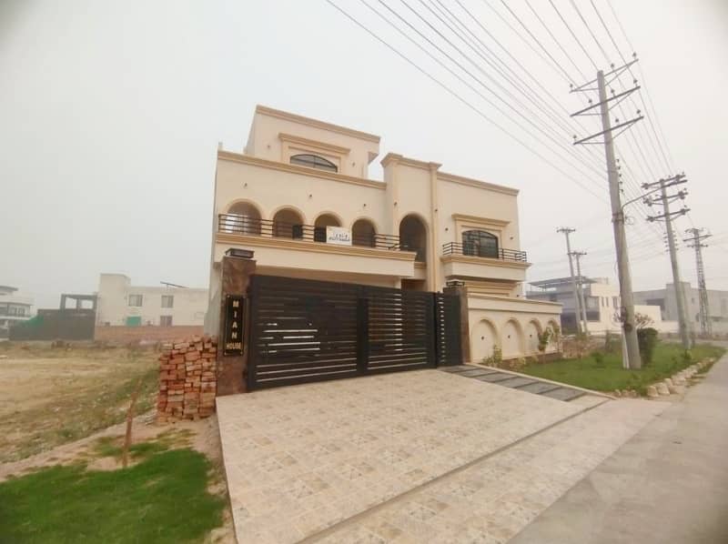 Spacious House Is Available In LDA Avenue For sale 1