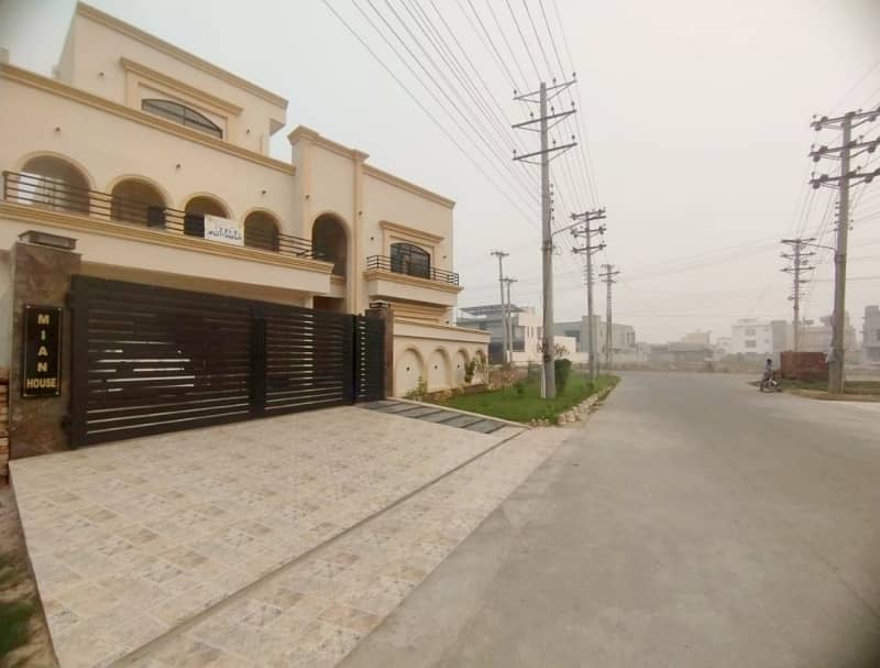 Spacious House Is Available In LDA Avenue For sale 2