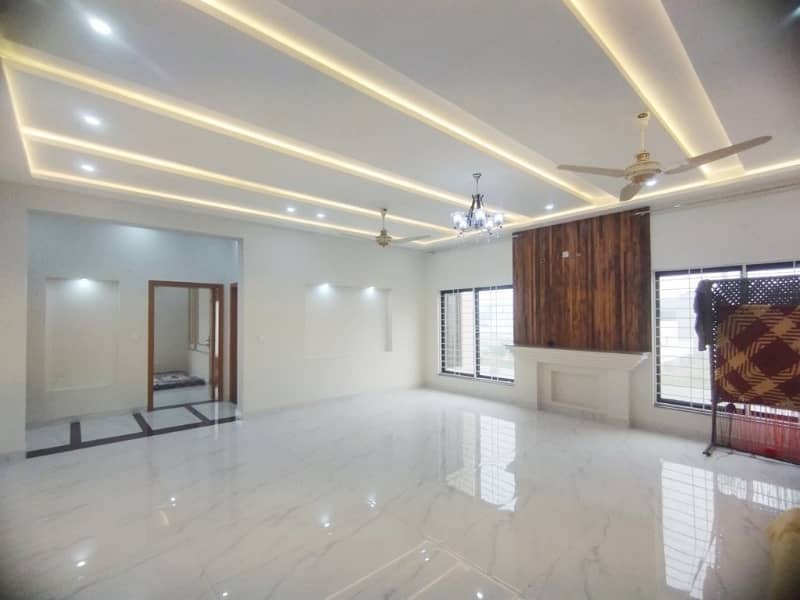 Spacious House Is Available In LDA Avenue For sale 34