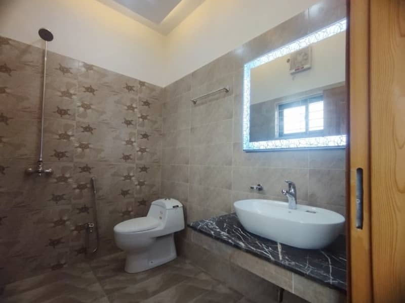 Spacious House Is Available In LDA Avenue For sale 41