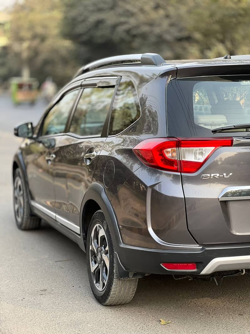 Honda BRV 2019 3