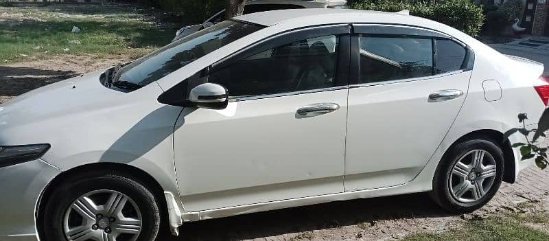 Honda City Prosmatice 1.3 Total Genuine On my name 17