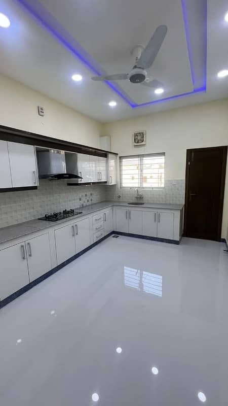 Mumtaz city 8 marla house for sale 4