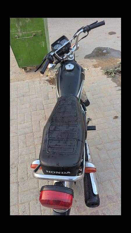 Honda CG 125 2023 black 6