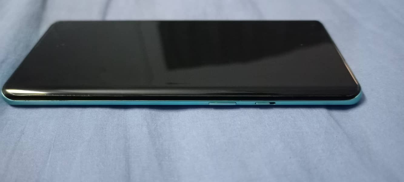 One plus 8 pro 5