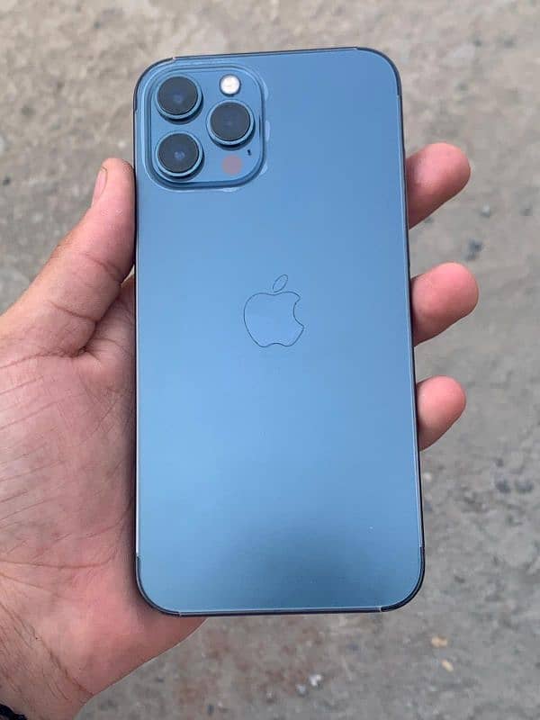 iphone 12 Pro mix 0