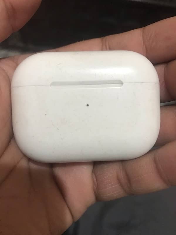 AirPods Pro 2nd generation with box no data cable 2