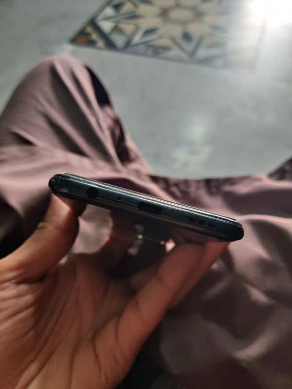 oppo f19 pro 8/128 with box charger 3