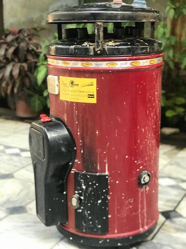 Gas Geyser 20 gallon 1