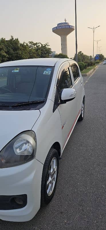 Daihatsu Mira 2016 9