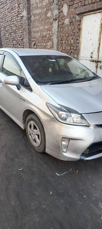 Toyota Prius 2013 1