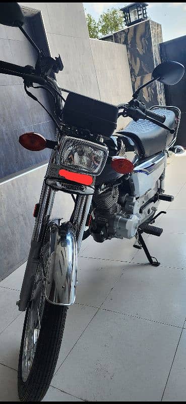 Honda CG 125 Special Edition/ 5 Gear / Self Start / Bike 0