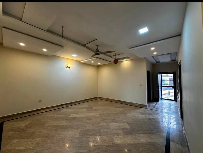 Johar town lhr 7.5 Marla onar build house for sale 4