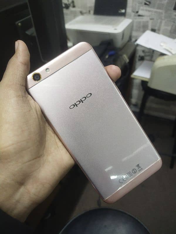 Oppo F1 plus 3