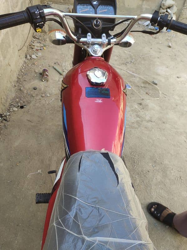 CG Honda 125 2023 ka end k h 24 ka patta h new bike h (03102184649) 1