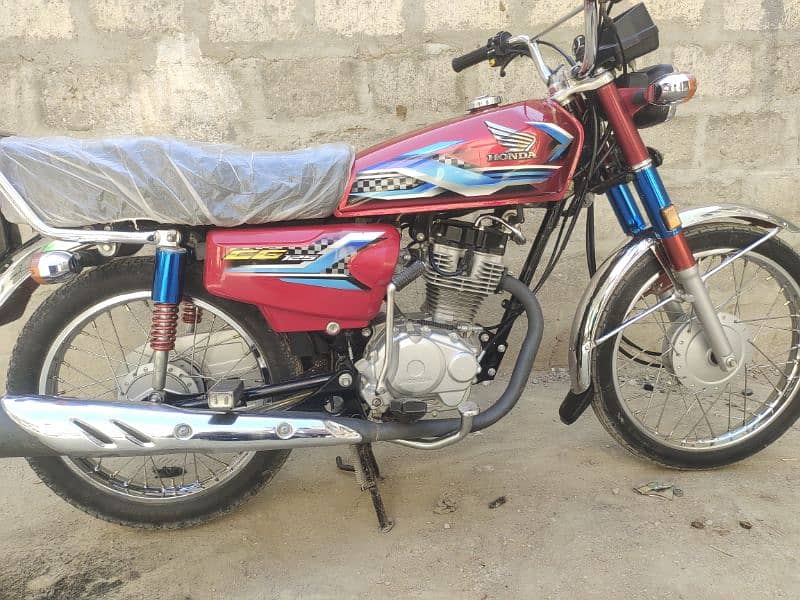 CG Honda 125 2023 ka end k h 24 ka patta h new bike h (03102184649) 5