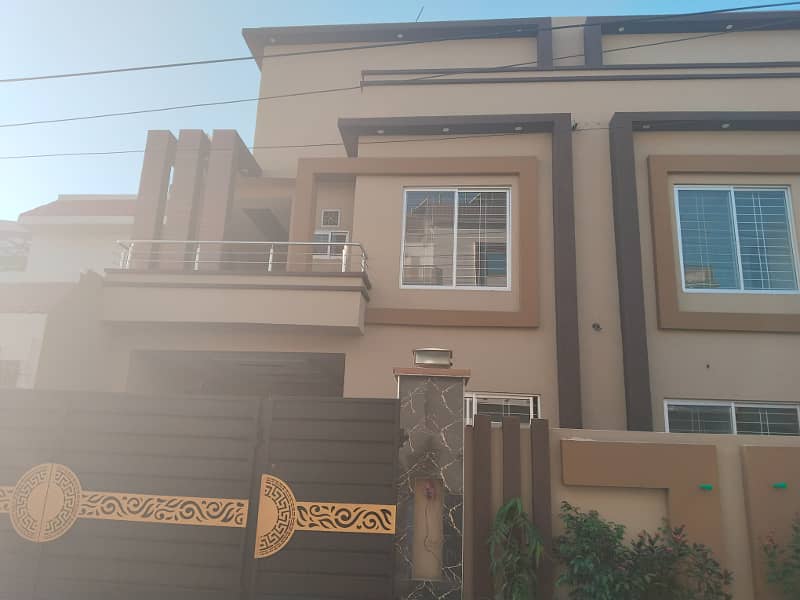 Pia Housing Society Lhr Near Wapda Round About 10 Marla House For Sale 2