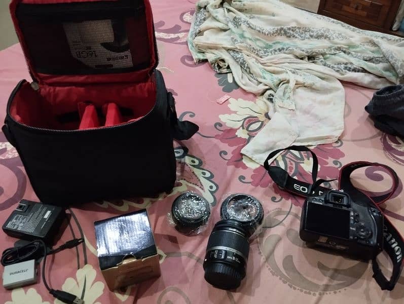 DSLR in perfect working condition. 7