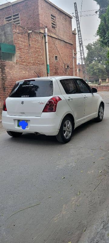 Suzuki Swift 2015 3