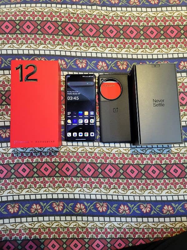 Oneplus 12 16/512 Official PTA 10/10 Condition! 5