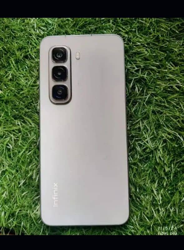 infinix hot 50 pro 8+8  /128 5