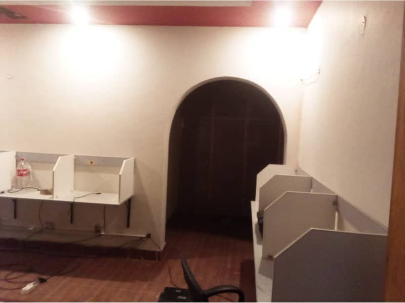 Area 1 Kanal Double Storey Building For Corporate Office Reasonable Rent Gulberg 3 Lahore 11