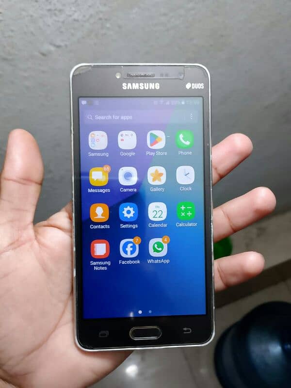 memory 1.5gb/8gb model i think samsung galxy grand prime he. 0