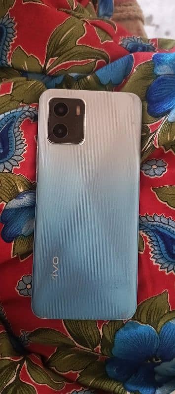 vivo y15s 3+32 price 1400 0