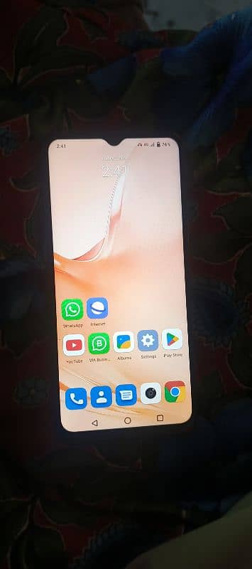 vivo y15s 3+32 price 1400 1