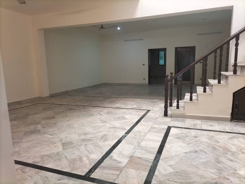 25 Marla Full House For Rent Hotel Guest House I. T Office At The Hot Location Of Johar Town 5