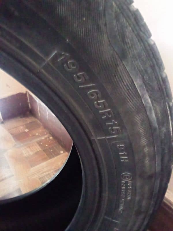 tyre china ka 195/65/15.  aik he hai 0