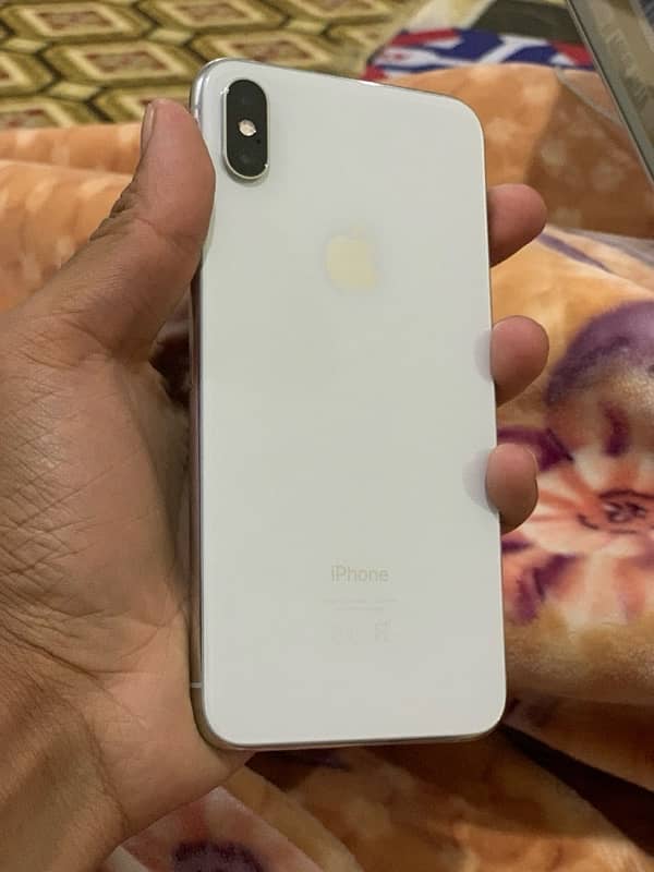 iPhone XS Max 9