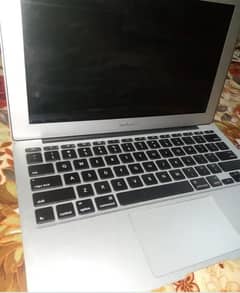 Mac book Air almost new neat nad clean 10/10 condition